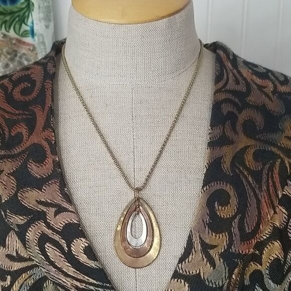 Tried Tone Metallic tear drop Necklace - Picture 1 of 3